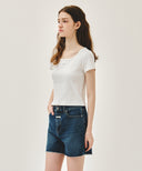 W FLOWER CROP TEE IN IVORY