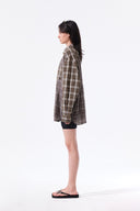 MIXED CHECK OVER FIT SHIRT IN BROWN image 19