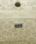 CLASSIC LOGO PATTERN CANVAS SHOULDER BAG IN IVORY image 5