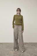 CASHMERE BLENDED ROUND KNIT PULLOVER IN OLIVE image 9