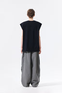 RAW EDGE CUT OUT SLEEVELESS TOP FOR MEN IN BLACK image 7