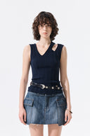 CUT OUT SLEEVELESS KNIT TOP IN DARK NAVY image 11