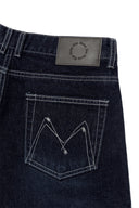 STITCH POINT DENIM SHORTS IN BLACK image 14