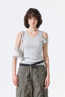 CUT OUT SLEEVELESS KNIT TOP IN LIGHT GRAY image 5