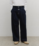 M LOW-WAIST TUCK WIDE DENIM PANTS IN DARK BLUE image 12