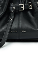 BELTED VOLUNN SMALL BUCKET BAG IN BLACK image 4