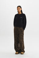 BOUCLE TEXTURE KNIT PULLOVER IN BLACK