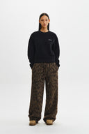 BOUCLE TEXTURE KNIT PULLOVER IN BLACK