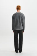 BOUCLE TEXTURE KNIT PULLOVER IN GREY