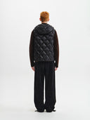 MIX QUILTED LIGHT DOWN VEST IN BLACK