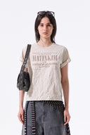 LETTERING GRAFFITI CREASE TOP IN BEIGE image 5