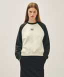 W BLOCK CLASSIC LOGO RAGLAN CROP SWEATSHIRT IN CHARCOAL GREY image 11