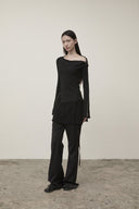 SNAP DETAIL SLIM TOP IN BLACK image 10