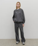 GARMENT DYED SWEATSHIRT IN CHARCOAL GREY